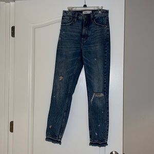 Abercrombie & Fitch high rise mom jeans